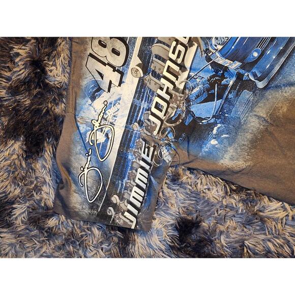 Chase Authentics Mens L T-Shirt NASCAR Jimmie Johnson Lowes #48 AOP 2011 - Picture 3 of 9